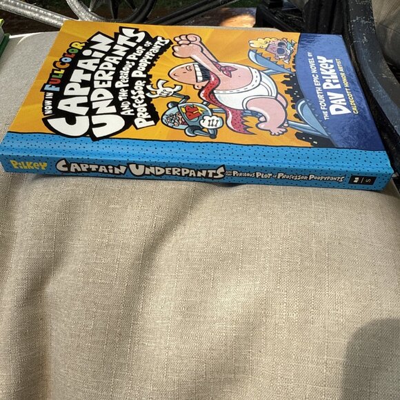 Captain Underpants and the Perilous Plot of Professor Poopypants. Hardcover. New - Picture 6 of 9